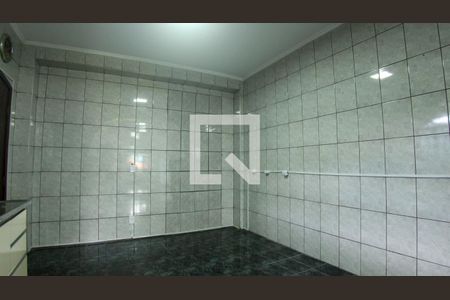 Casa à venda com 250m², 1 quarto e 2 vagas Casa à venda com 250m², 1 quarto e 2 vagasCozinha