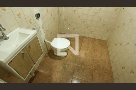 Casa à venda com 250m², 1 quarto e 2 vagas Casa à venda com 250m², 1 quarto e 2 vagasBanheiro