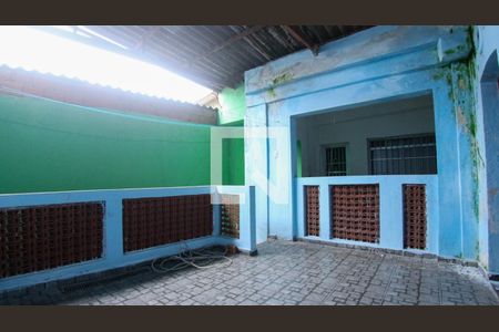 Casa à venda com 250m², 1 quarto e 2 vagas Casa à venda com 250m², 1 quarto e 2 vagasÁrea de Serviço