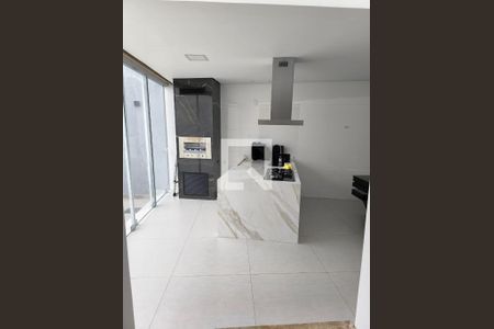 Casa à venda com 560m², 3 quartos e 5 vagasCozinha