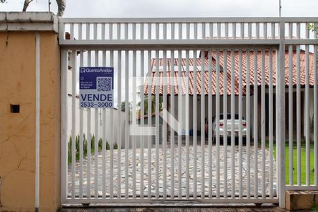 Casa para alugar com 450m², 4 quartos e 4 vagasPlaquinha Instalada