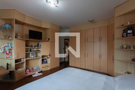 Casa para alugar com 450m², 4 quartos e 4 vagasSuíte