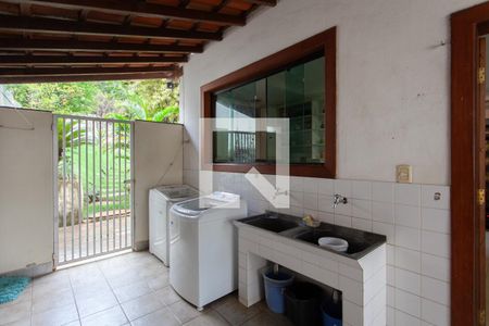 Casa para alugar com 450m², 4 quartos e 4 vagasÁrea de Serviço