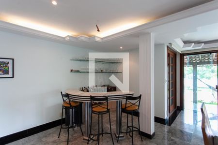 Casa para alugar com 450m², 4 quartos e 4 vagasSala 3