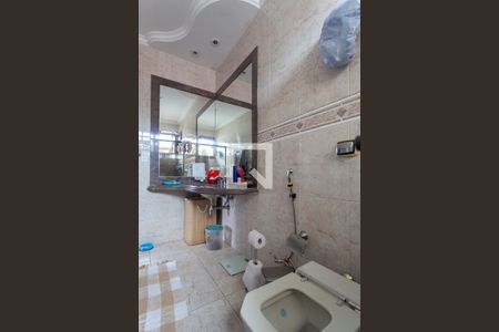 Casa para alugar com 450m², 4 quartos e 4 vagasBanheiro da Suíte