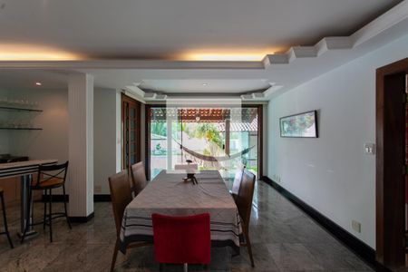 Casa para alugar com 450m², 4 quartos e 4 vagasSala 3