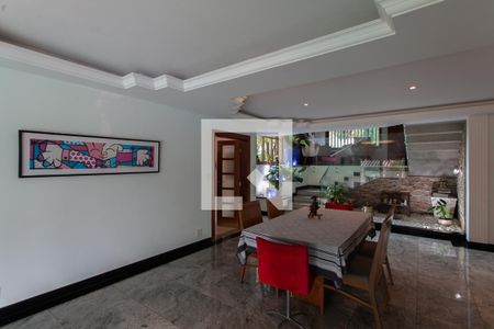 Casa para alugar com 450m², 4 quartos e 4 vagasSala 3