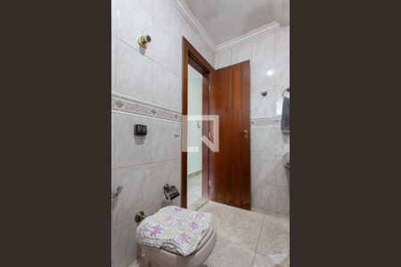 Casa para alugar com 450m², 4 quartos e 4 vagasBanheiro Social