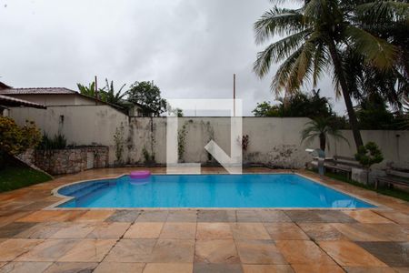 Casa para alugar com 450m², 4 quartos e 4 vagasPiscina