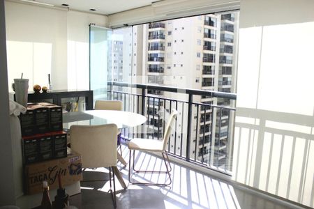Varanda Gourmet com lareira de apartamento à venda com 2 quartos, 68m² em Jardim Flor da Montanha, Guarulhos