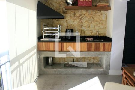 Varanda Gourmet com lareira de apartamento à venda com 2 quartos, 68m² em Jardim Flor da Montanha, Guarulhos