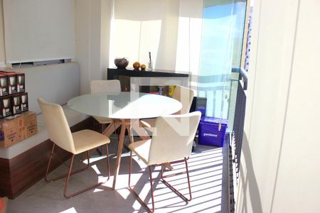 Varanda Gourmet com lareira de apartamento à venda com 2 quartos, 68m² em Jardim Flor da Montanha, Guarulhos