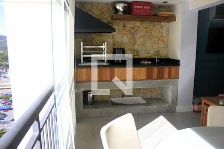 Varanda Gourmet com lareira de apartamento à venda com 2 quartos, 68m² em Jardim Flor da Montanha, Guarulhos