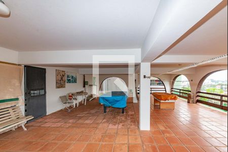 Casa à venda com 450m², 4 quartos e 3 vagasVaranda