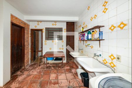 Casa à venda com 450m², 4 quartos e 3 vagasÁrea de Serviço