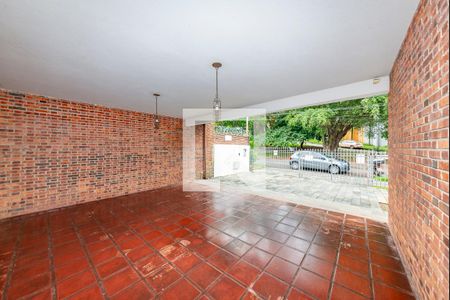 Casa à venda com 450m², 4 quartos e 3 vagasEntrada - Garagem
