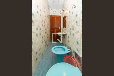 Casa à venda com 450m², 4 quartos e 3 vagasBanheiro Social 2