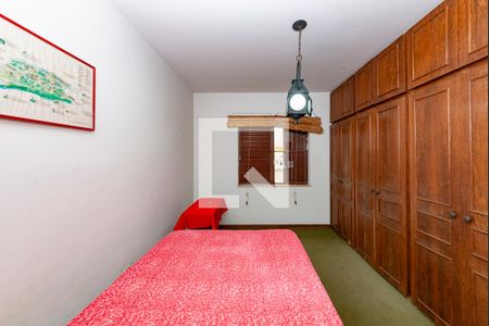 Casa à venda com 450m², 4 quartos e 3 vagasQuarto 2