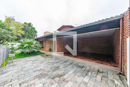 Casa à venda com 450m², 4 quartos e 3 vagasEntrada - Garagem