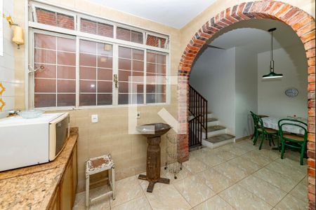 Casa à venda com 450m², 4 quartos e 3 vagasCozinha