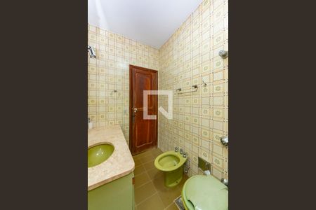 Casa à venda com 450m², 4 quartos e 3 vagasBanheiro Social 1