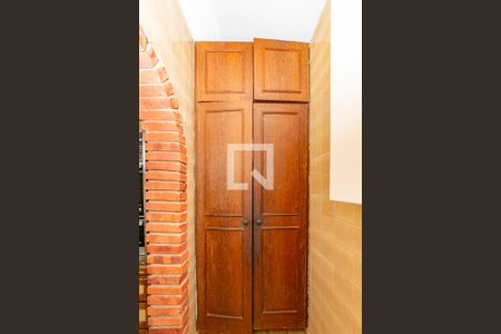 Casa à venda com 450m², 4 quartos e 3 vagasDespensa