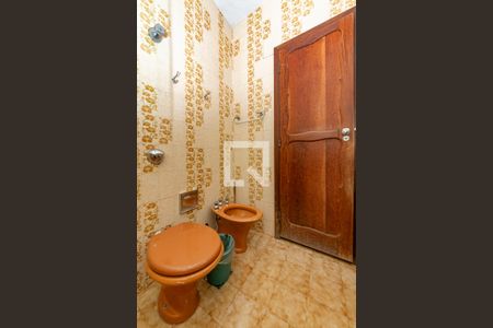 Casa à venda com 450m², 4 quartos e 3 vagasBanheiro da Suíte