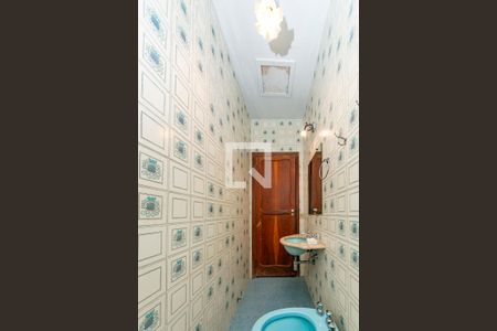 Casa à venda com 450m², 4 quartos e 3 vagasBanheiro Social 2