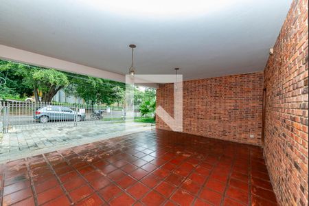 Casa à venda com 450m², 4 quartos e 3 vagasEntrada - Garagem