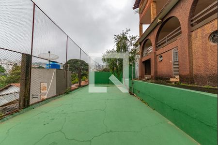 Casa à venda com 450m², 4 quartos e 3 vagasQuintal