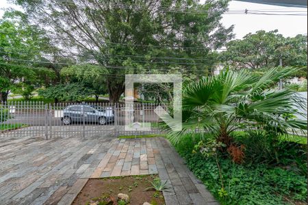 Casa à venda com 450m², 4 quartos e 3 vagasEntrada - Garagem