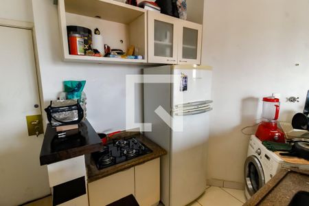 Apartamento à venda com 54m², 1 quarto e 2 vagasCozinha - Armários