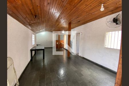Apartamento à venda com 99m², 3 quartos e sem vagaÁrea comum - Salão de festas