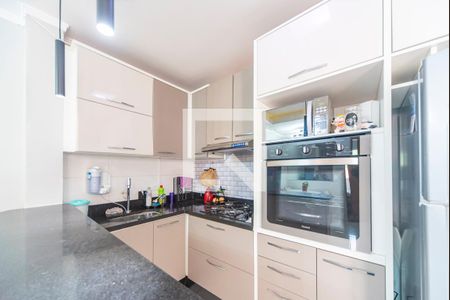 Apartamento para alugar com 100m², 2 quartos e 2 vagasCozinha