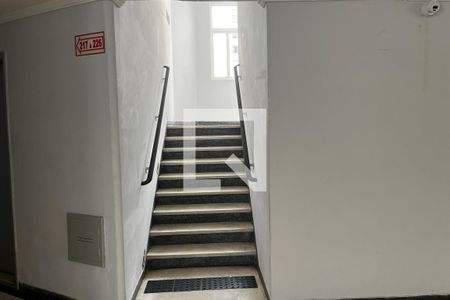 Apartamento para alugar com 82m², 2 quartos e 1 vagaÁrea comum - Escada