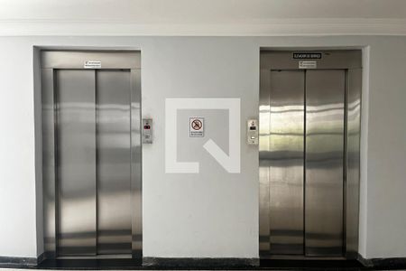 Apartamento para alugar com 82m², 2 quartos e 1 vagaÁrea comum - Elevadores