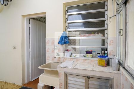 Casa à venda com 254m², 3 quartos e 5 vagasÁrea de serviço