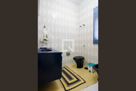 Casa à venda com 254m², 3 quartos e 5 vagasBanheiro 2