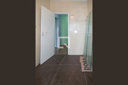 Apartamento à venda com 116m², 3 quartos e sem vagaBanheiro