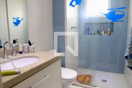 Apartamento à venda com 132m², 3 quartos e 3 vagasBanheiro da Suíte 1