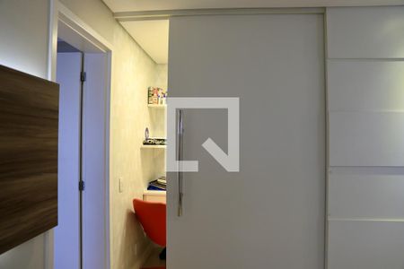 Apartamento à venda com 132m², 3 quartos e 3 vagasEscritório