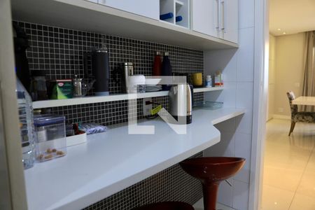 Apartamento à venda com 132m², 3 quartos e 3 vagasCozinha