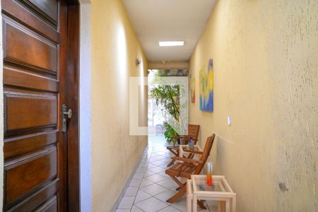 Casa à venda com 210m², 3 quartos e 2 vagas Casa à venda com 210m², 3 quartos e 2 vagasQuintal