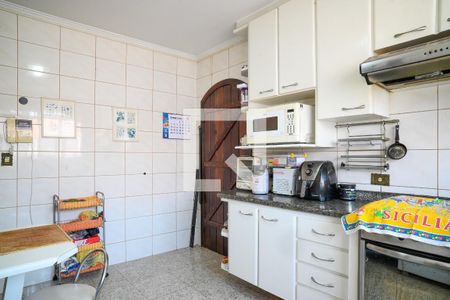 Casa à venda com 210m², 3 quartos e 2 vagas Casa à venda com 210m², 3 quartos e 2 vagasCozinha