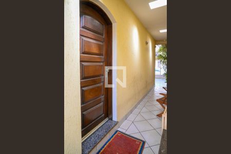 Casa à venda com 210m², 3 quartos e 2 vagas Casa à venda com 210m², 3 quartos e 2 vagasQuintal