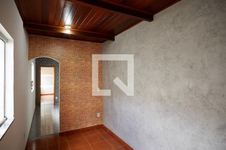 Casa para alugar com 200m², 3 quartos e 2 vagasSala