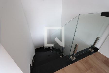 Casa à venda com 155m², 3 quartos e 2 vagasEscadas