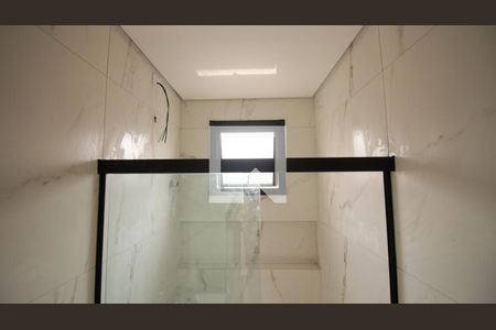 Casa à venda com 155m², 3 quartos e 2 vagas Casa à venda com 155m², 3 quartos e 2 vagasBanheiro