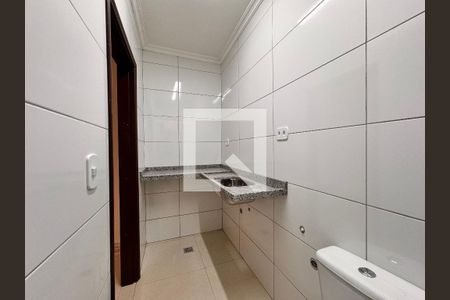 Apartamento para alugar com 12m², 1 quarto e sem vaga Apartamento para alugar com 12m², 1 quarto e sem vagaBanheiro