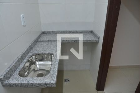 Cozinha de kitnet/studio para alugar com 1 quarto, 12m² em Jardim, Santo André